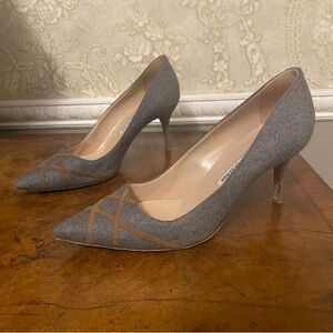 Used Manolo Blahnik Grey Flannel 3” Heels Size 38